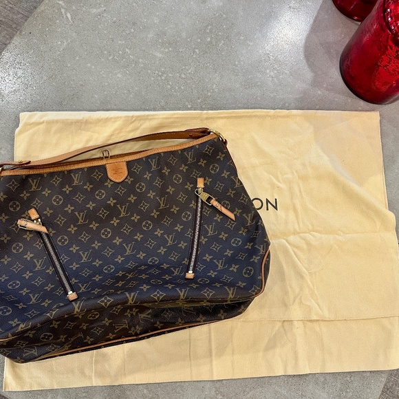 Louis Vuitton Brown Monogram Shoulder Bag - Picture 2 of 12